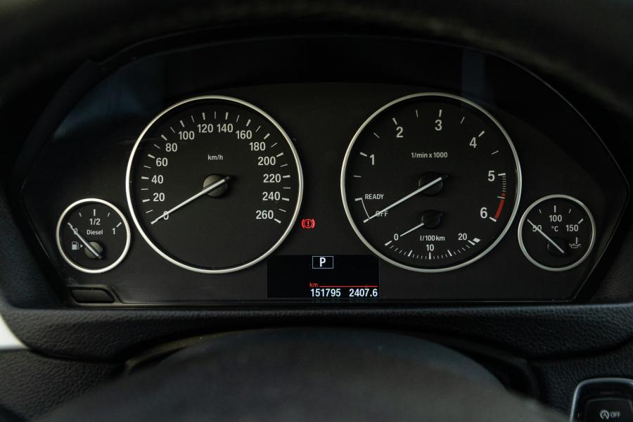 bmw-serie-3-2019-diesel-1995cc