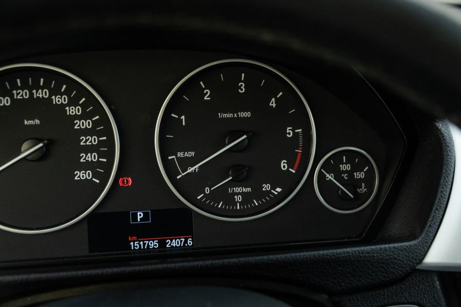bmw-serie-3-2019-diesel-1995cc