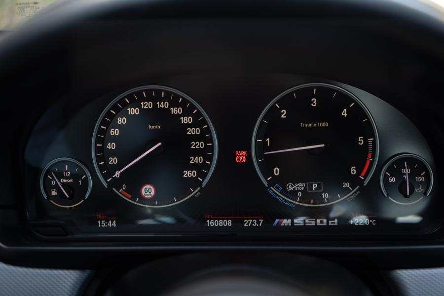 bmw-503-2014-diesel-2993cc