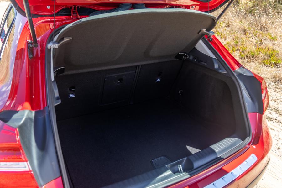 mercedes-benz-gla-2016-diesel-1461cc