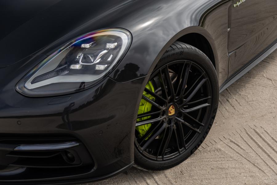 porsche-panamera-sport-turismo-2018-hibrido-a-gasolina-2894cc