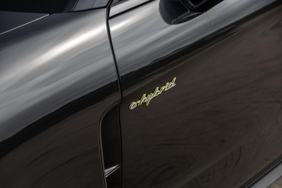 porsche-panamera-sport-turismo-2018-hibrido-a-gasolina-2894cc