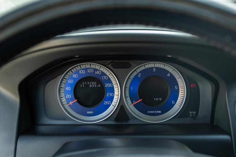 volvo-xc60-2012-diesel-1984cc