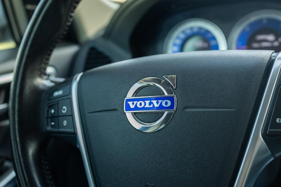 volvo-xc60-2012-diesel-1984cc