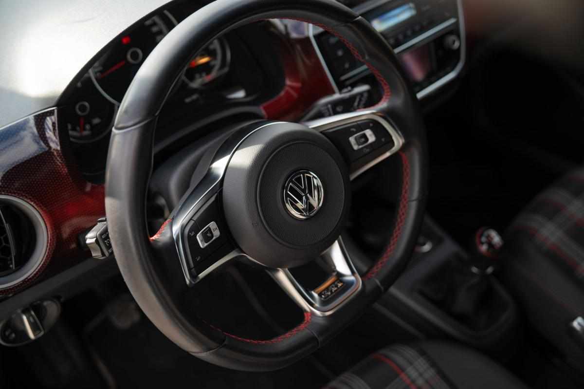volkswagen-up-1-0-gti-2019-gasolina-999cc
