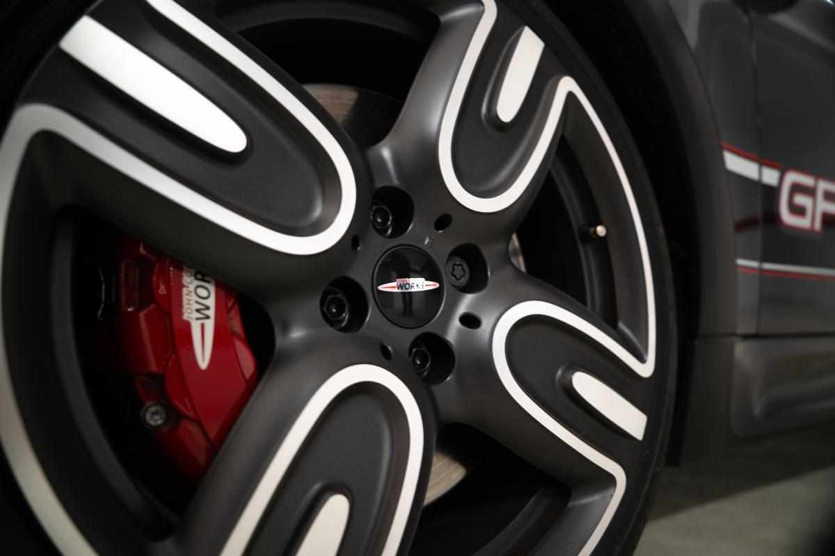mini-hatch-gp-2013-gasolina-1598cc