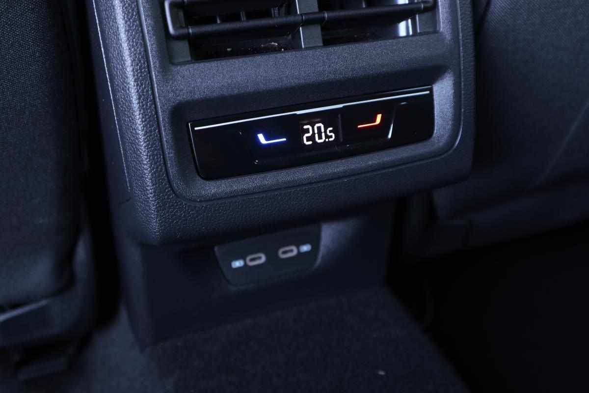 volkswagen-golf-vii-1-4-tsi-phev-2024-hibrido-1400cc