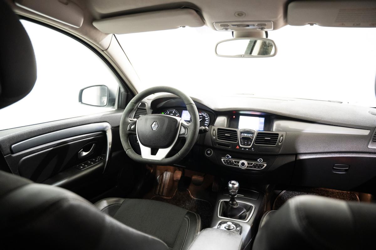 renault-laguna-2010-diesel-1461cc