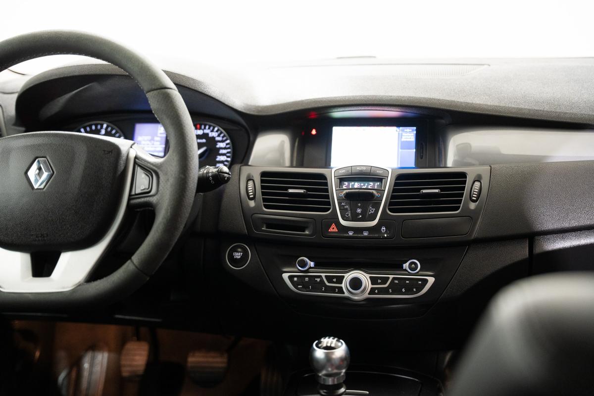 renault-laguna-2010-diesel-1461cc