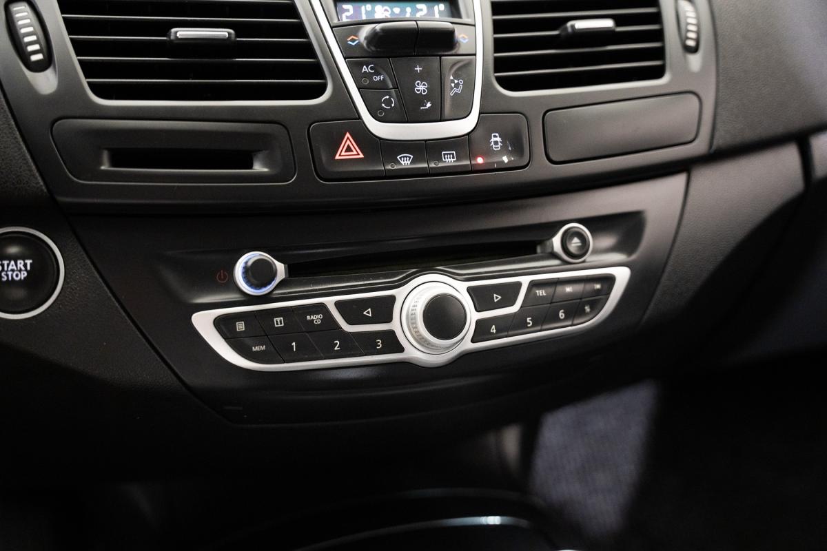 renault-laguna-2010-diesel-1461cc