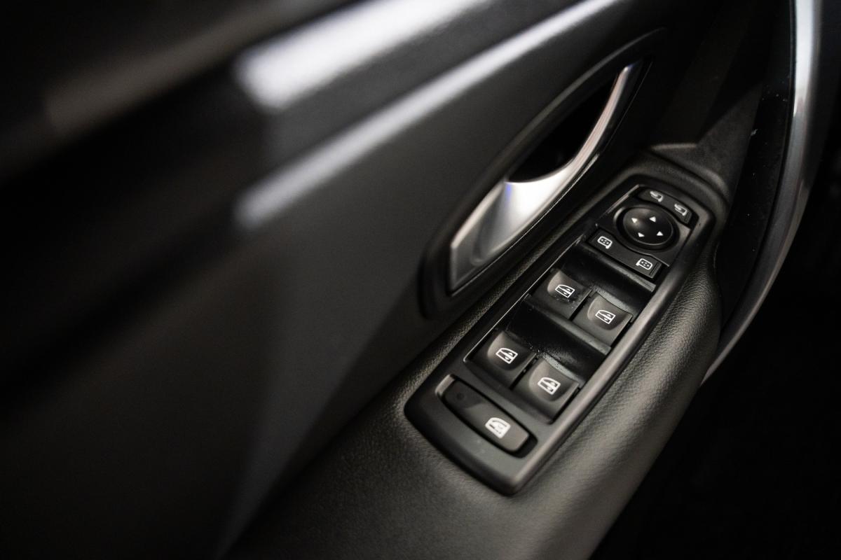 renault-laguna-2010-diesel-1461cc