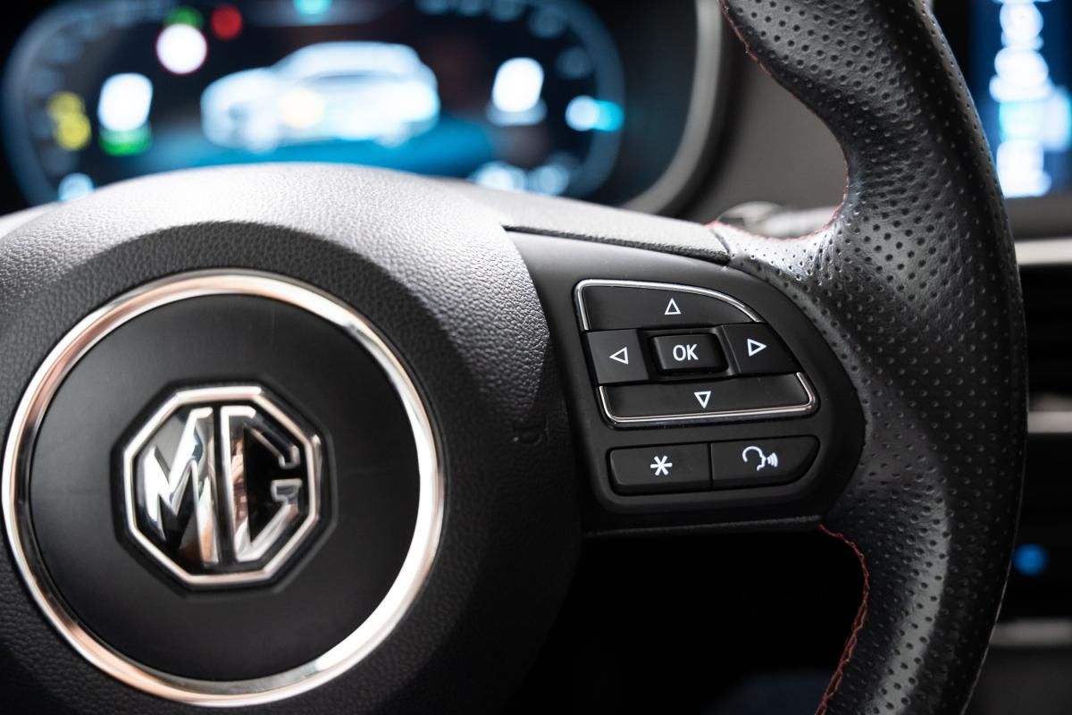 mg-hs-2022-hibrido-a-gasolina-1490cc
