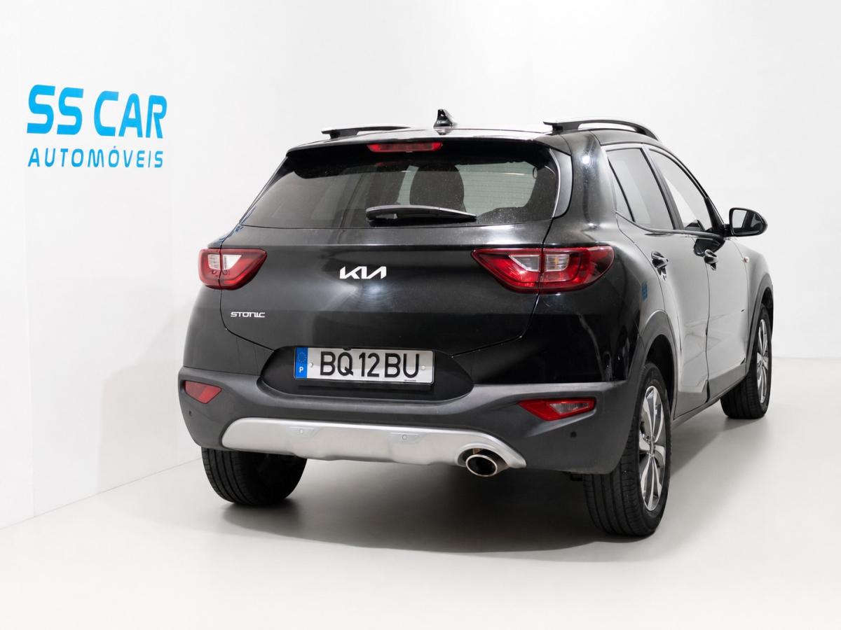 kia-stonic-2024-gasolina-998cc