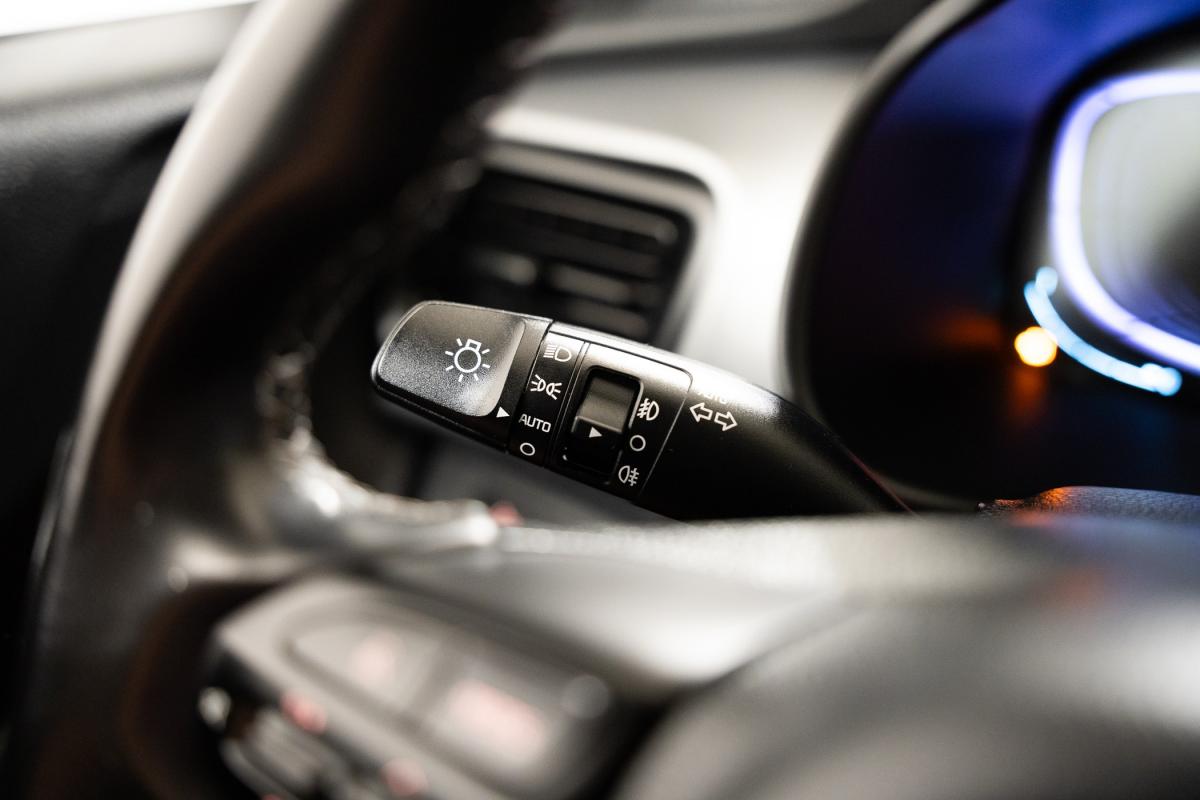 kia-stonic-2024-gasolina-998cc