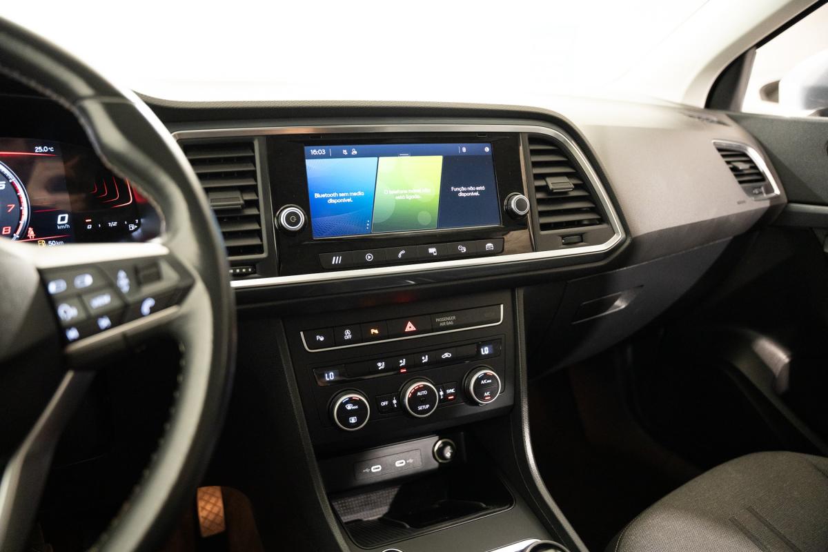 seat-ateca-2023-gasolina-999cc