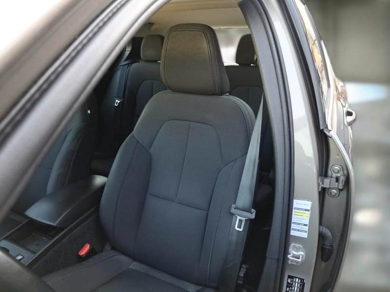 volvo-xc40-2021-hibrido-a-gasolina-1477cc
