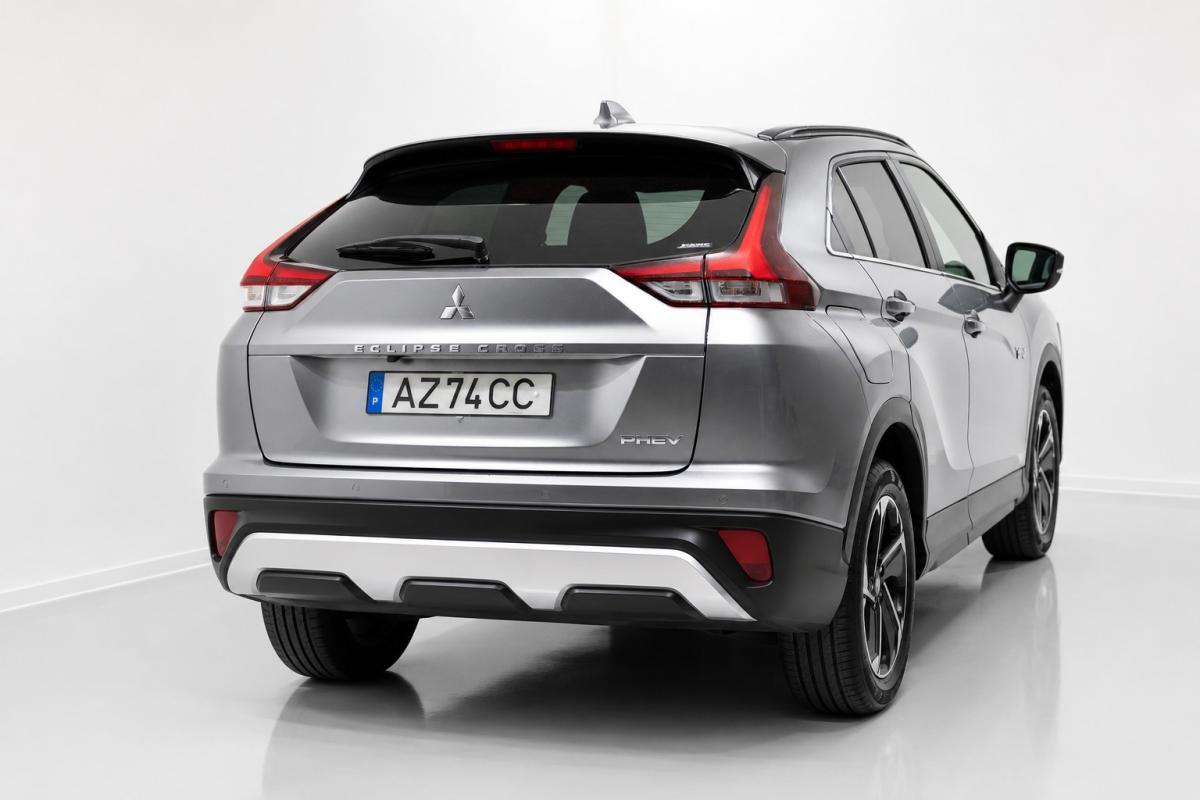 mitsubishi-eclipse-cross-2022-hibrido-a-gasolina-2360cc