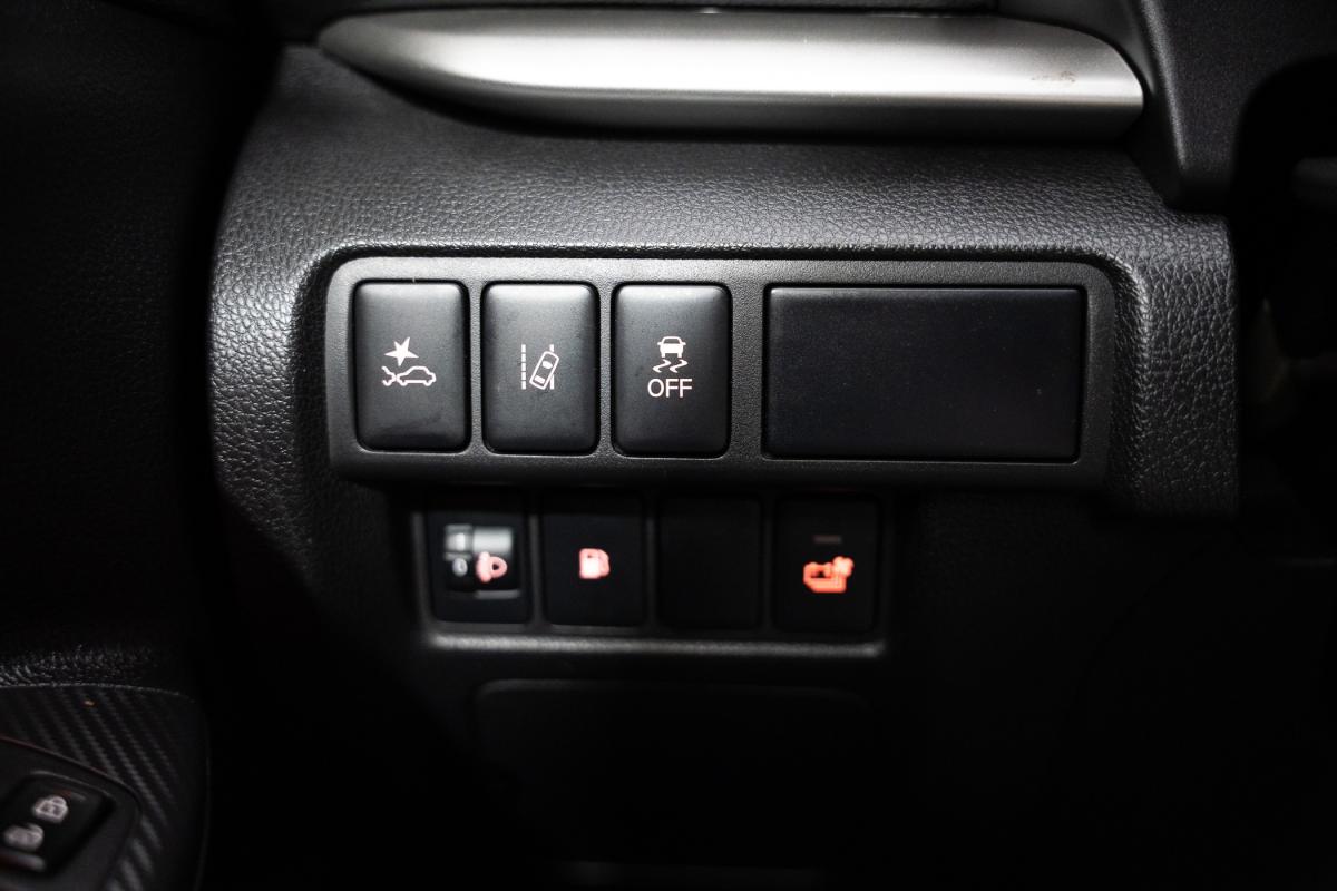 mitsubishi-eclipse-cross-2022-hibrido-a-gasolina-2360cc