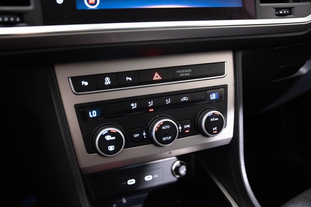 seat-ateca-2023-gasolina-1498cc