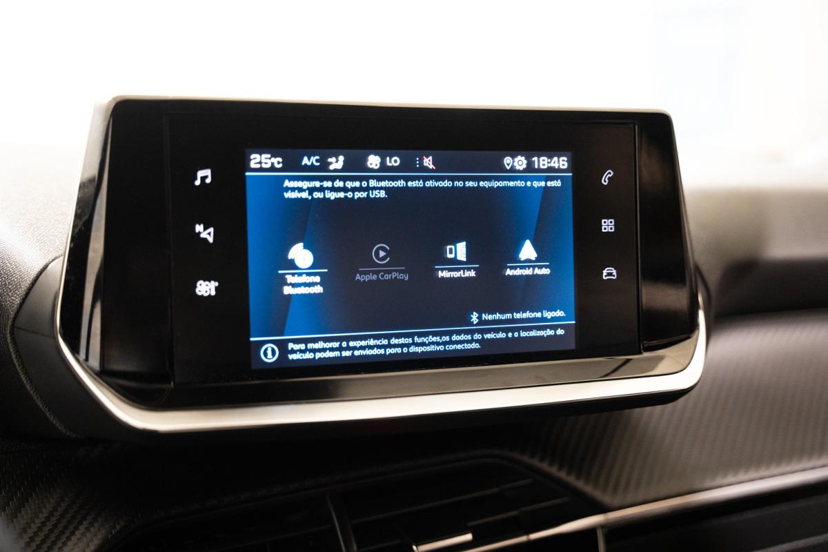 peugeot-2008-2023-gasolina-1199cc