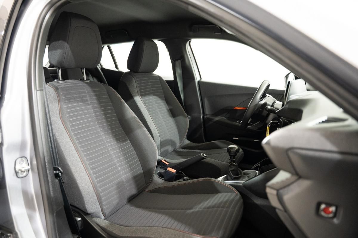 peugeot-2008-2023-gasolina-1199cc