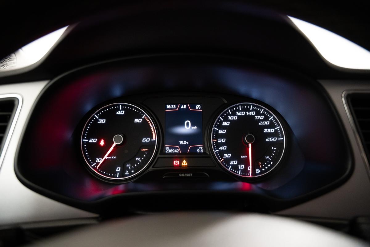 seat-leon-st-2019-diesel-1598cc