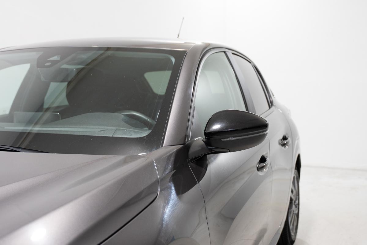 peugeot-208-2022-gasolina-1199cc