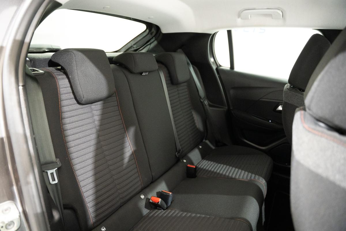 peugeot-208-2022-gasolina-1199cc
