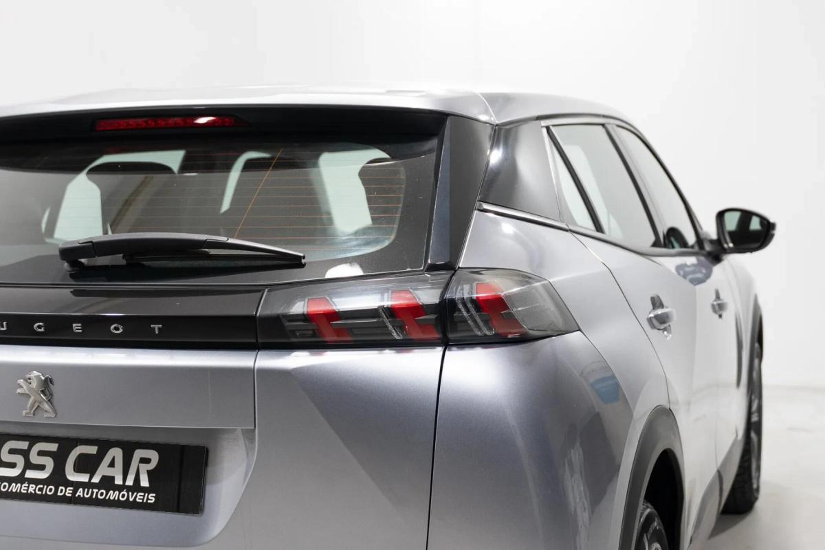 peugeot-2008-2021-gasolina-1199cc