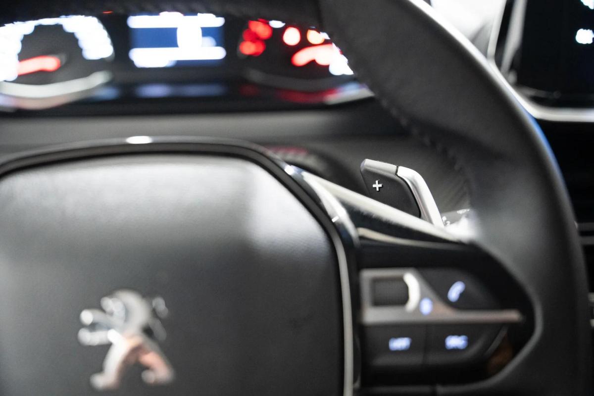 peugeot-2008-2021-gasolina-1199cc