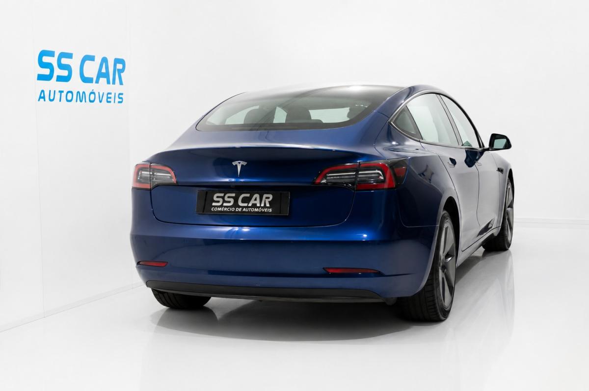 tesla-model-3-2022-eletrico-500cc
