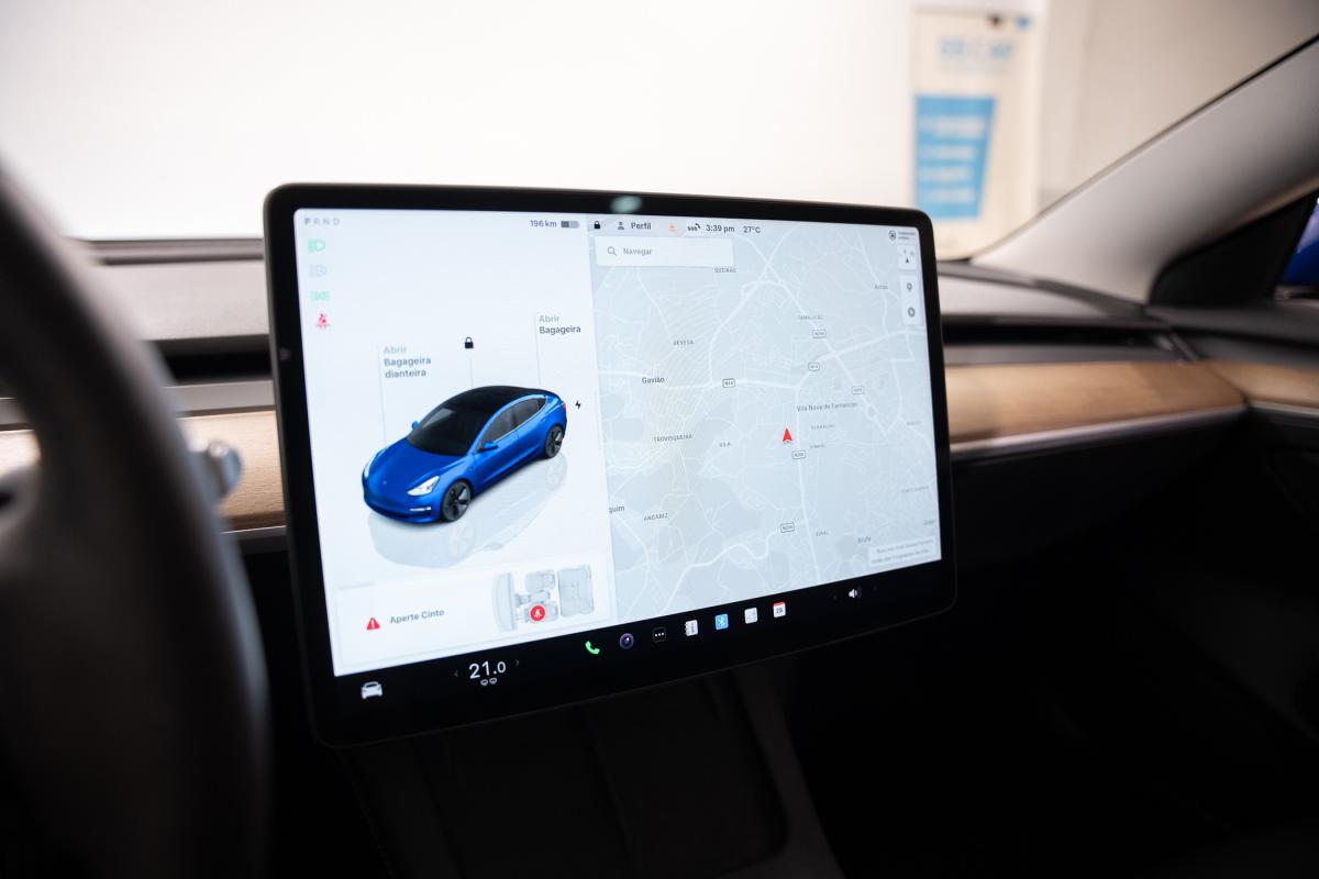 tesla-model-3-2022-eletrico-500cc