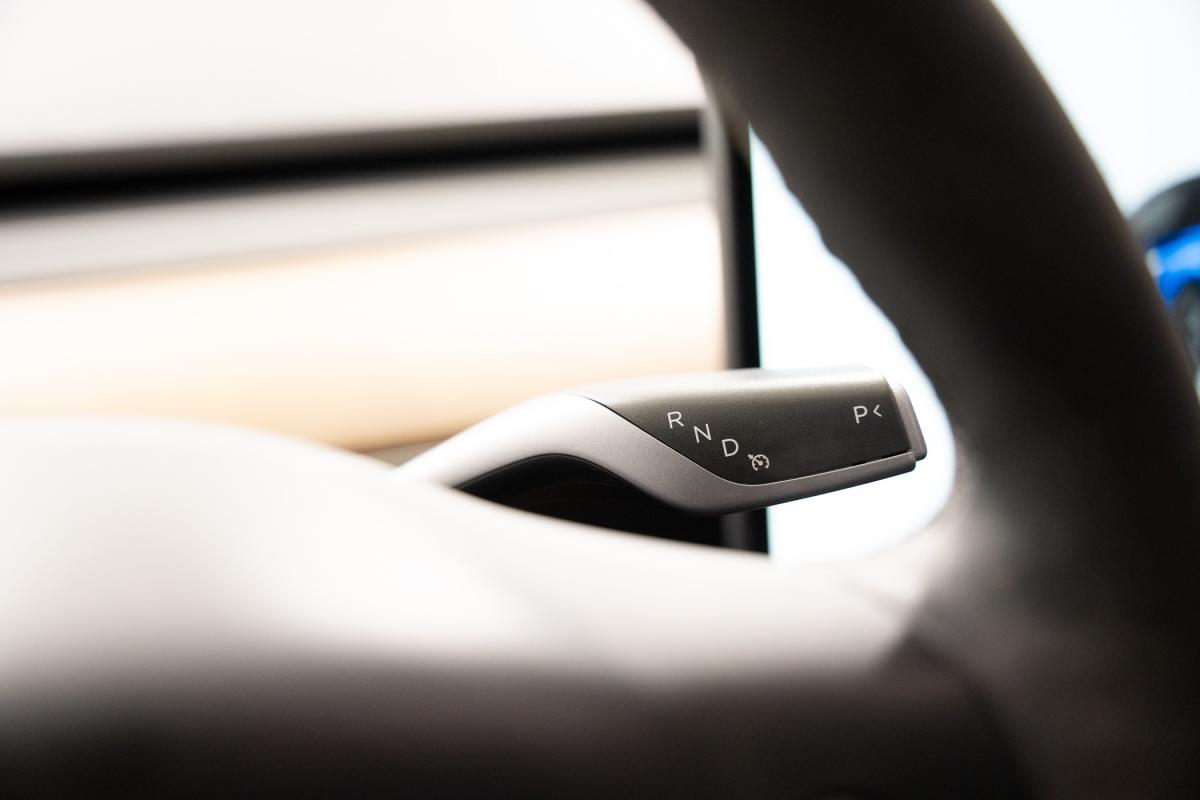 tesla-model-3-2022-eletrico-500cc