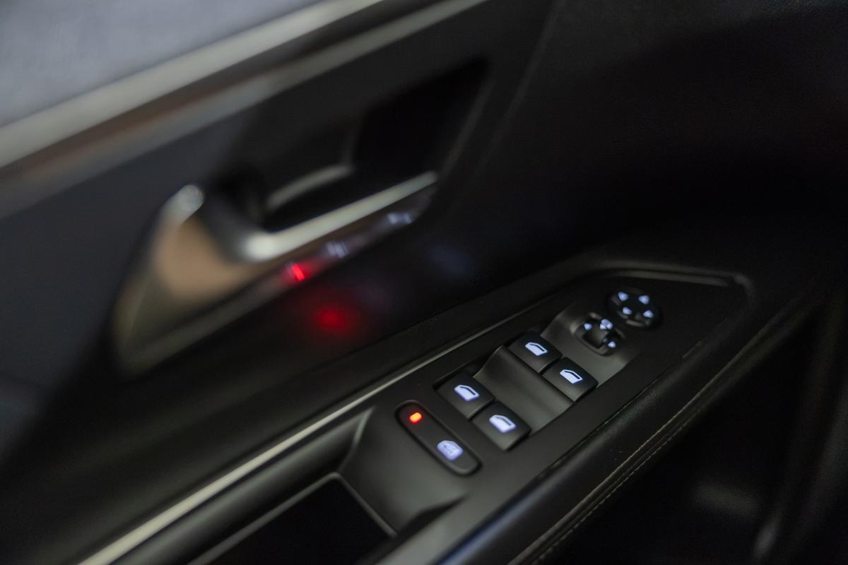 peugeot-3008-2019-gasolina-1199cc