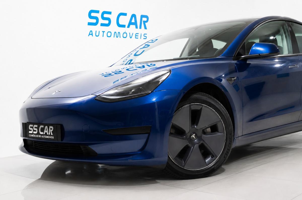 tesla-model-3-2022-eletrico-500cc