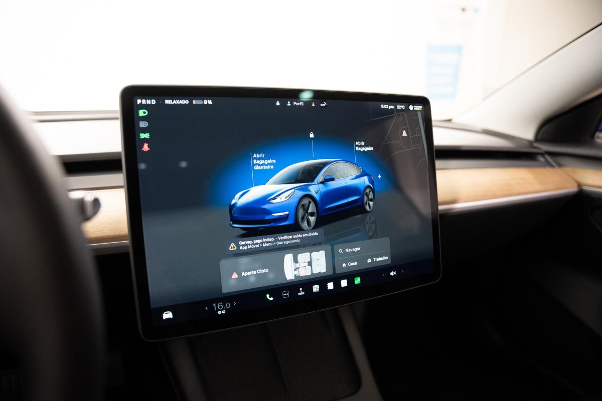tesla-model-3-2022-eletrico-500cc