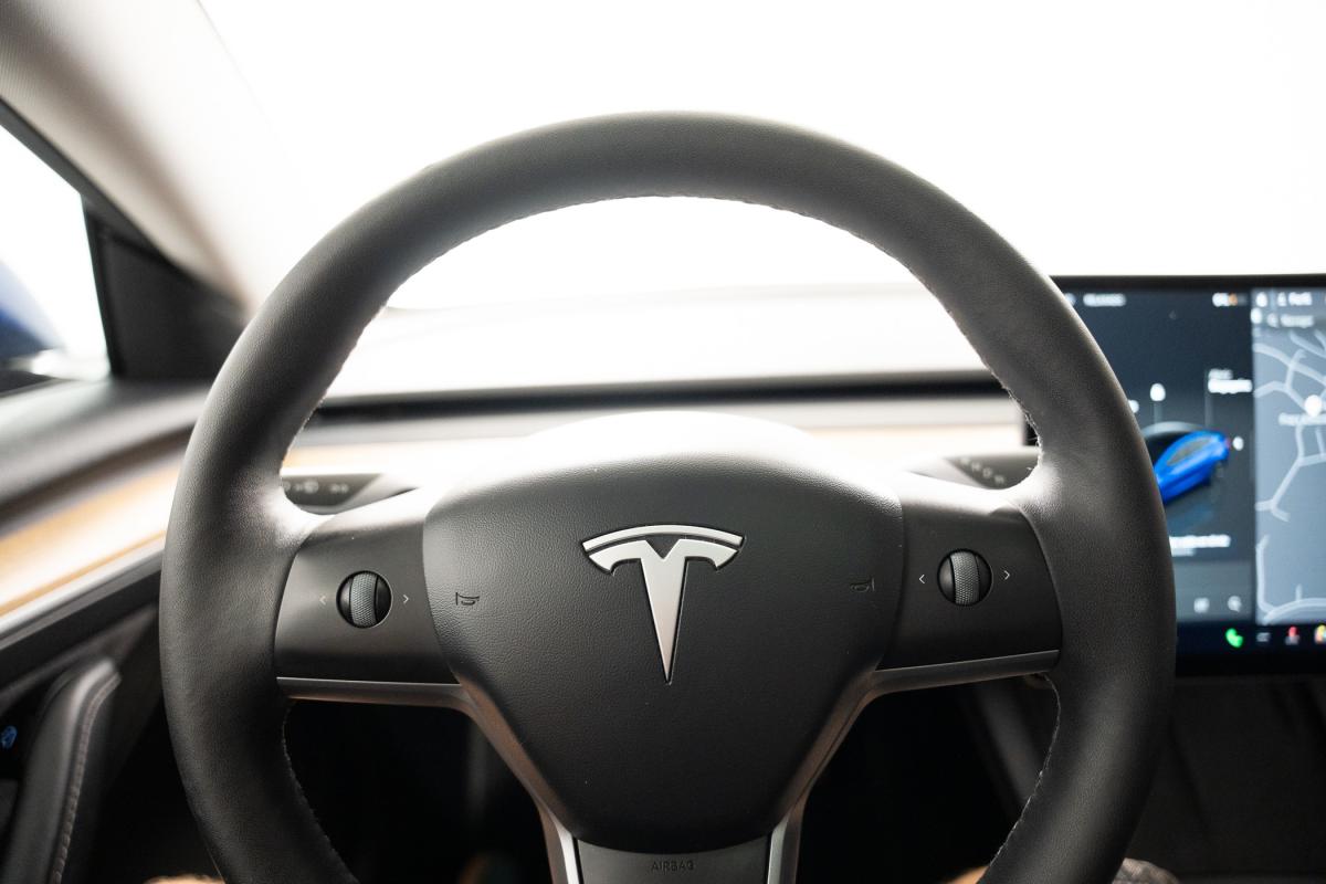 tesla-model-3-2022-eletrico-500cc