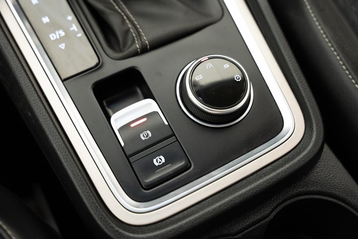 seat-ateca-2023-gasolina-1498cc
