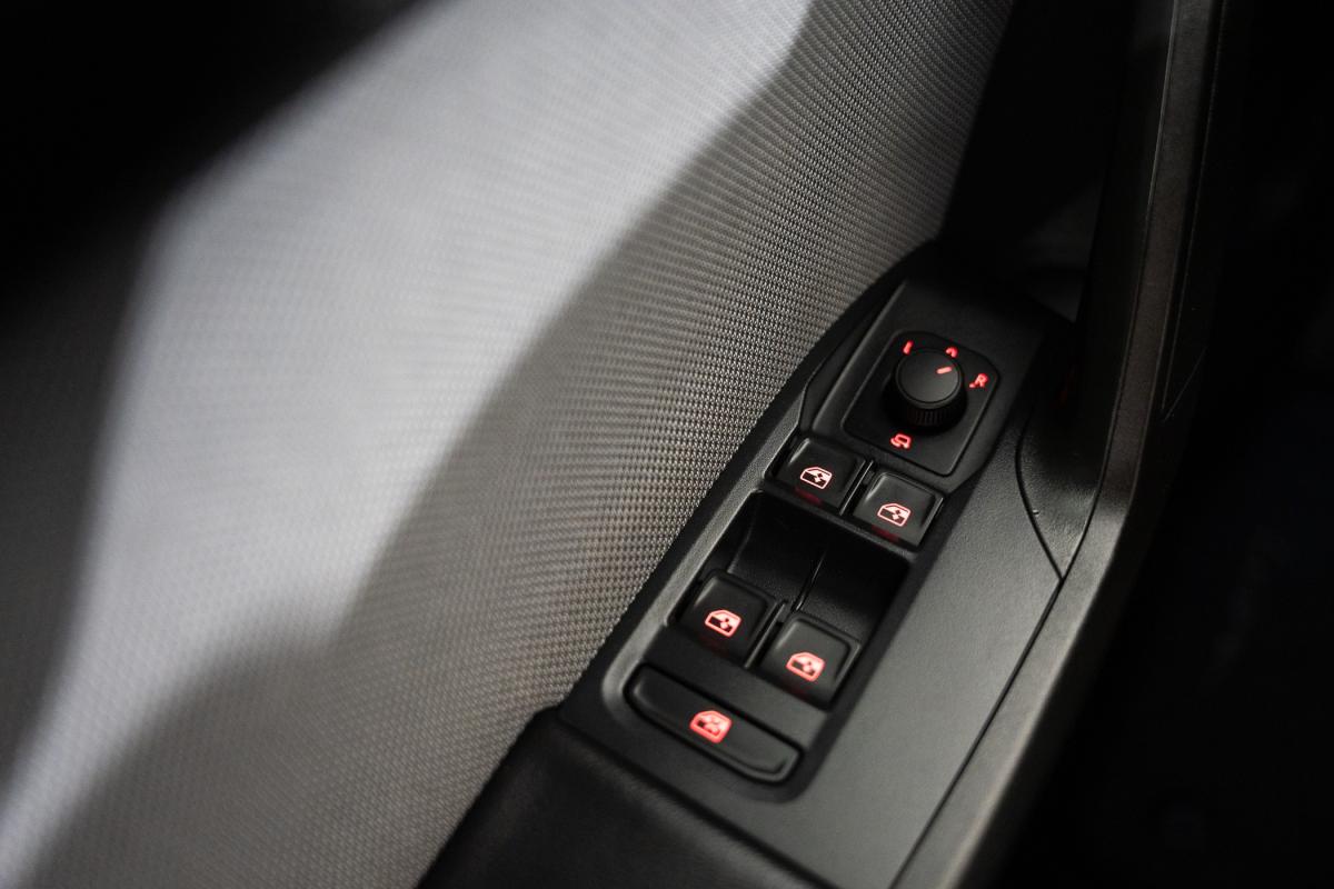 seat-leon-2021-gasolina-999cc