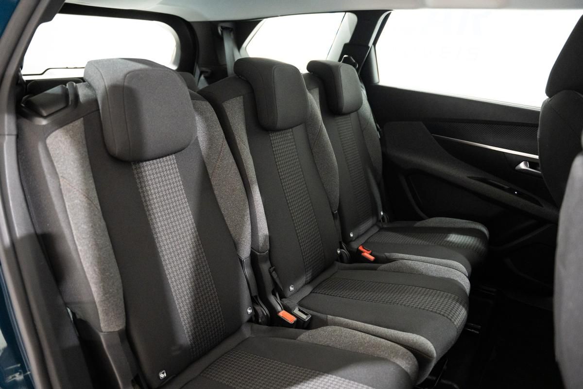 peugeot-5008-2021-gasolina-1199cc