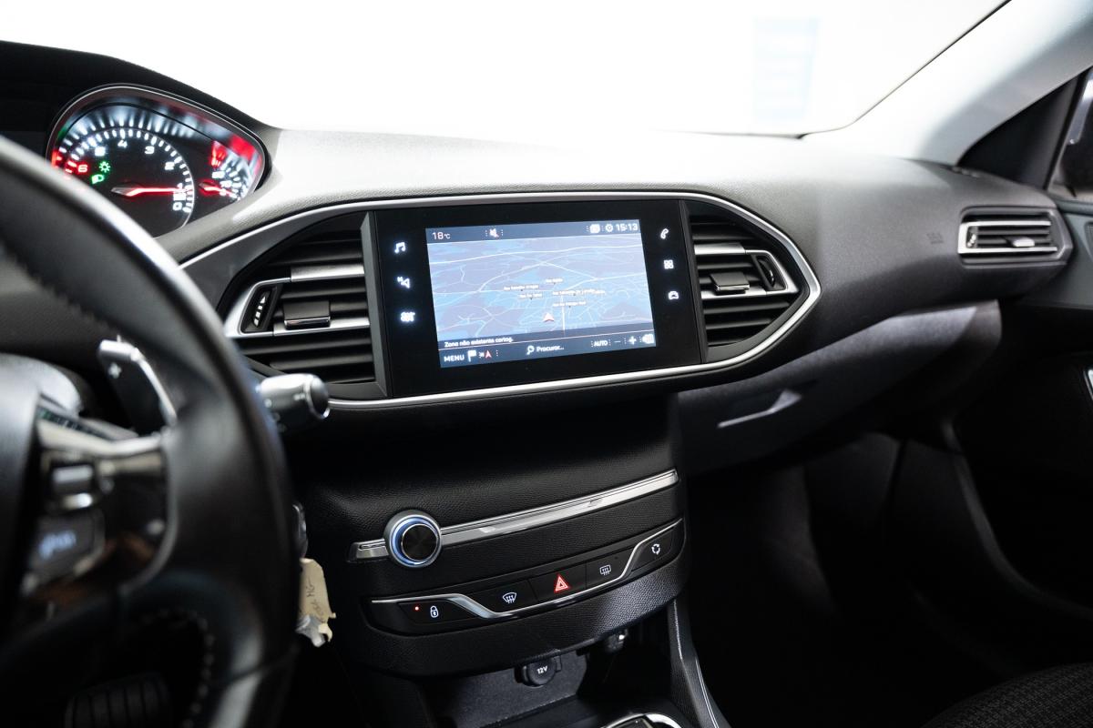 peugeot-308-2019-gasolina-1199cc