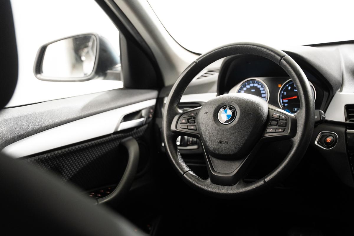 bmw-x1-2020-hibrido-a-gasolina-1499cc