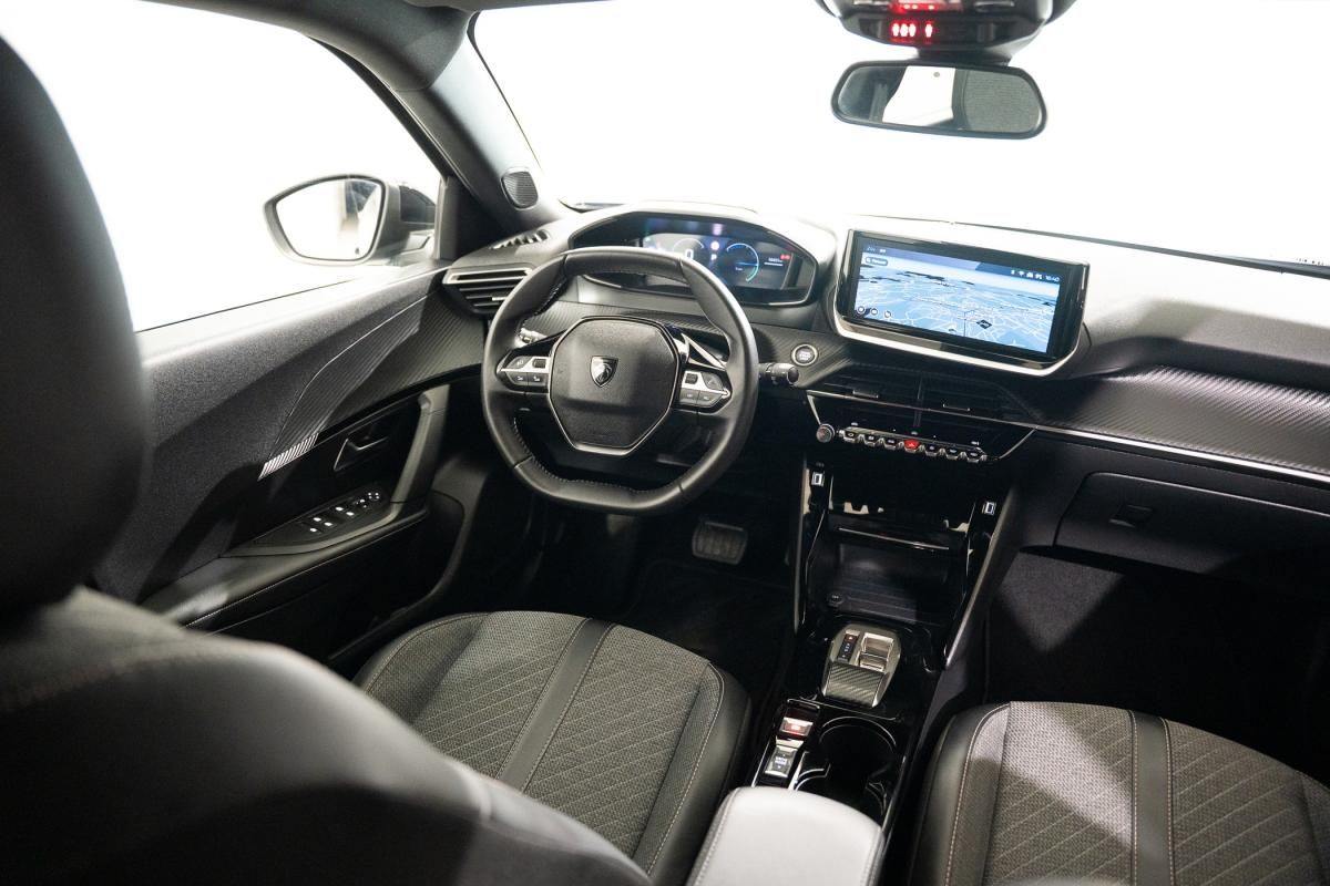 peugeot-2008-2024-eletrico-500cc