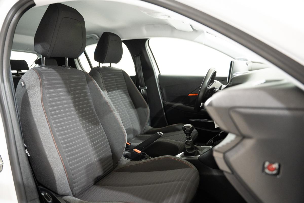 peugeot-208-2022-diesel-1499cc