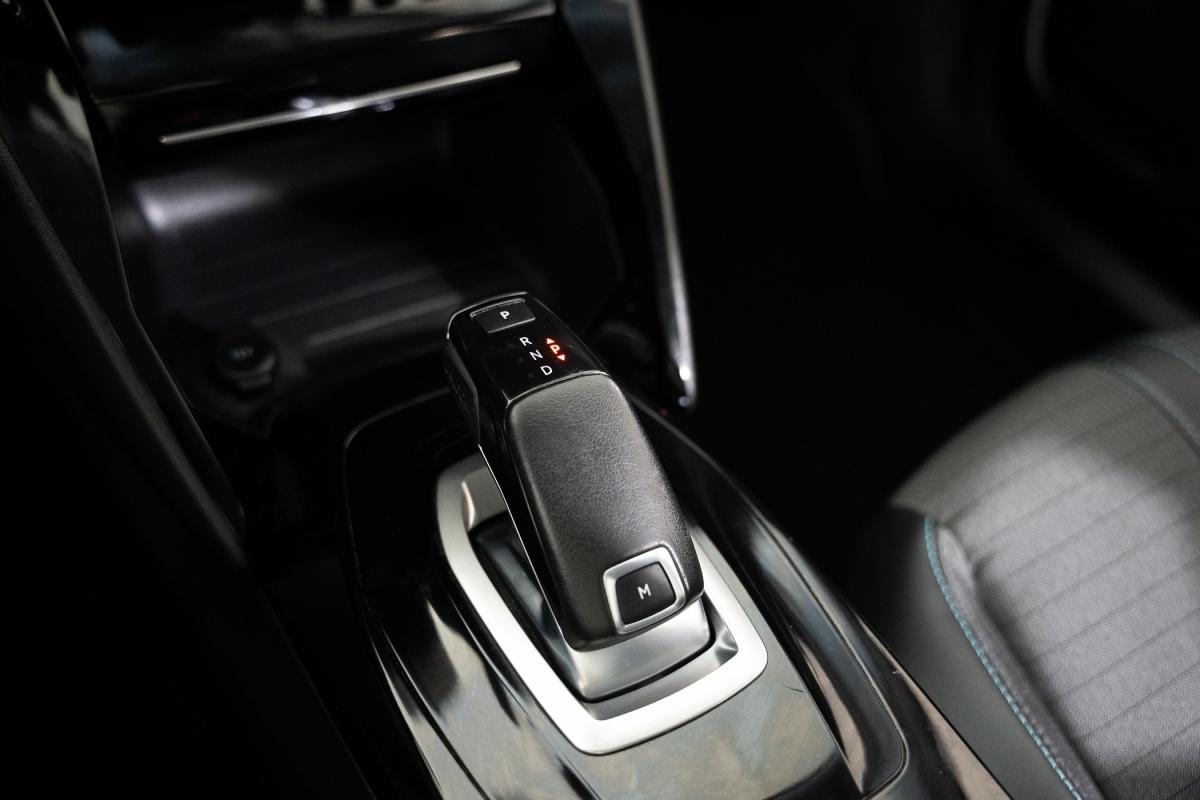 peugeot-2008-2021-diesel-1499cc