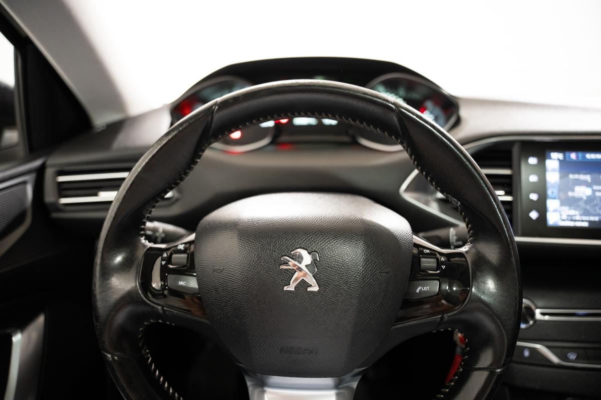 peugeot-308-sw-2015-diesel-1560cc