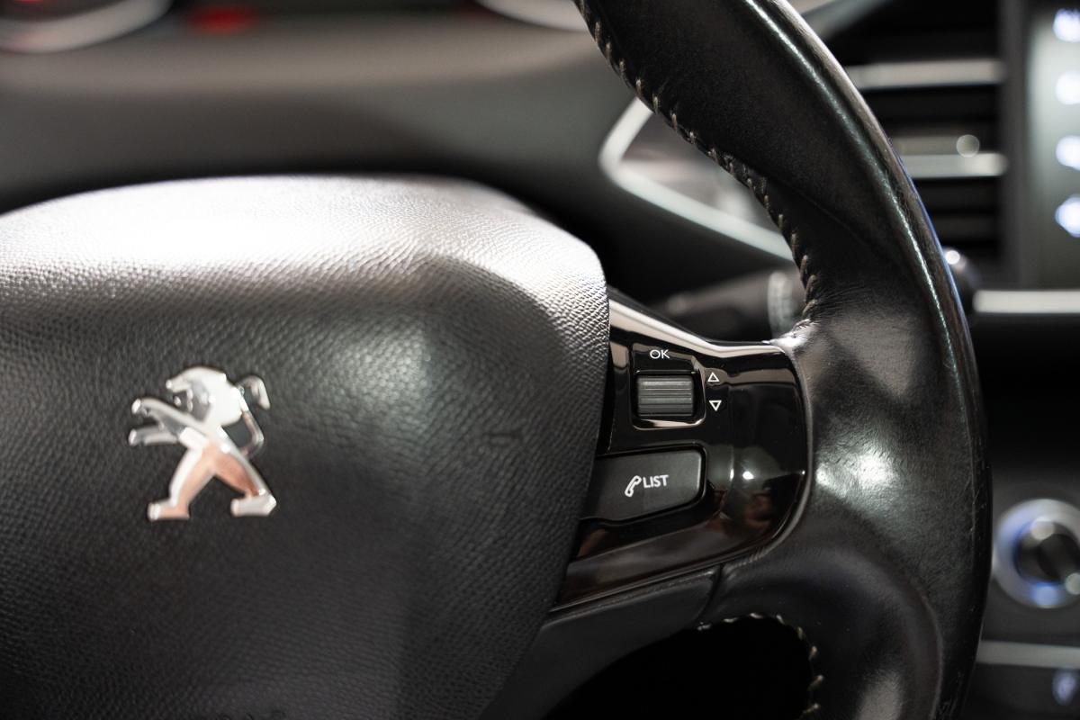 peugeot-308-sw-2015-diesel-1560cc