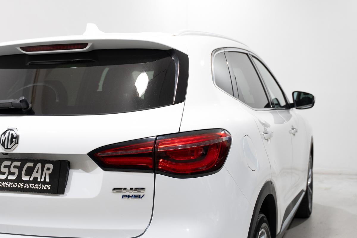 mg-hs-2022-hibrido-a-gasolina-1490cc