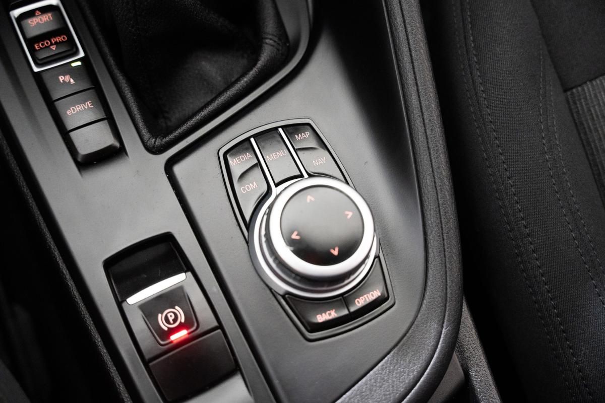 bmw-x1-2021-hibrido-a-gasolina-1499cc