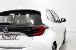 toyota-yaris-2022-hibrido-a-gasolina-1490cc